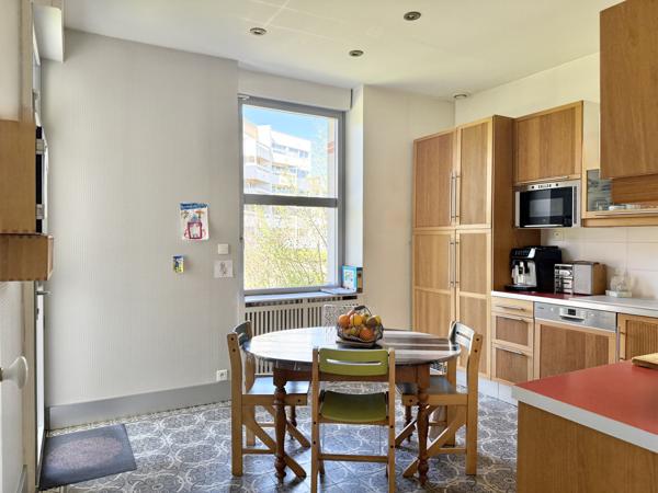 MAISON REZE PONT ROUSSEAU