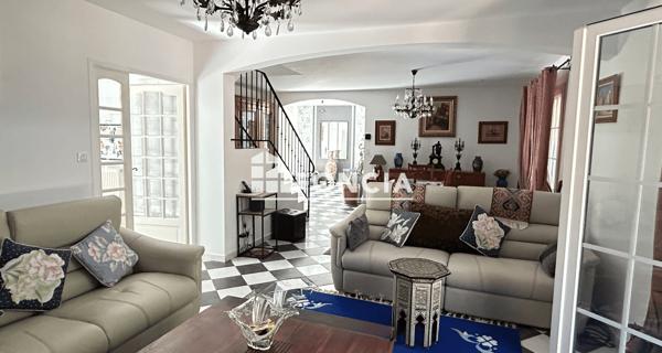 À vendre Maison 6 pièces 175 m² - Boulazac Isle Manoire 24750