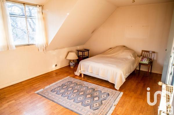 Maison 7 pièces de 160 m² à Solterre (45700)