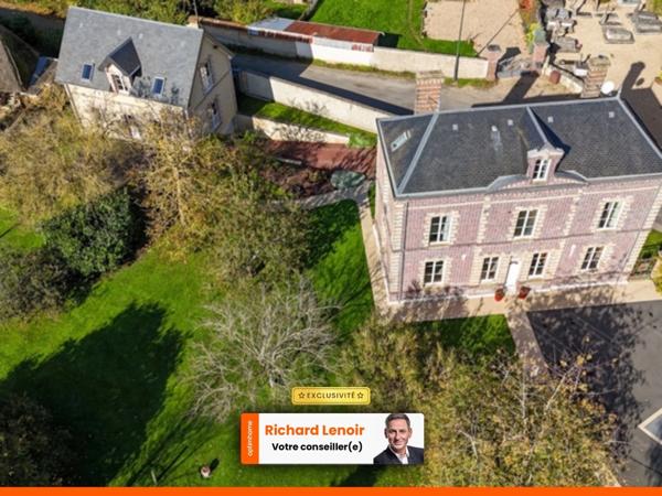 Magnifique propriété comprenant une Maison de maître et une maison d’amis sur 288 m2 en plein coeur de la Normandie et à 50 minutes des plages !
