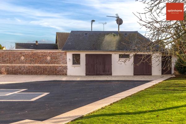 Magnifique propriété comprenant une Maison de maître et une maison d’amis sur 288 m2 en plein coeur de la Normandie et à 50 minutes des plages !