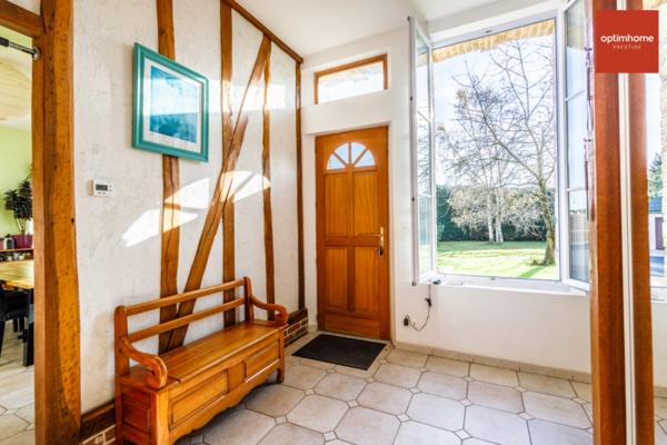 Magnifique propriété comprenant une Maison de maître et une maison d’amis sur 288 m2 en plein coeur de la Normandie et à 50 minutes des plages !