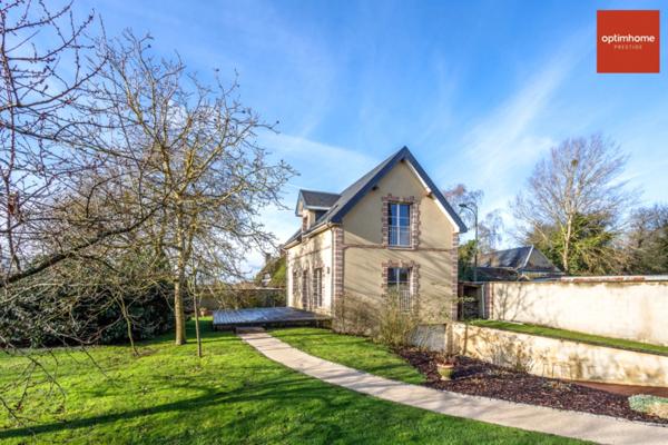 Magnifique propriété comprenant une Maison de maître et une maison d’amis sur 288 m2 en plein coeur de la Normandie et à 50 minutes des plages !