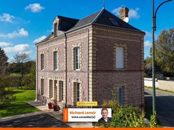 Magnifique propriété comprenant une Maison de maître et une maison d’amis sur 288 m2 en plein coeur de la Normandie et à 50 minutes des plages !