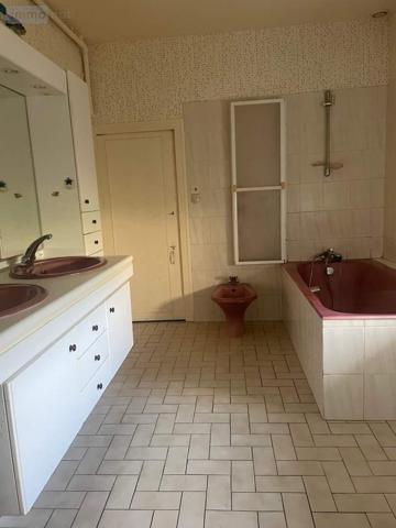 Maison à vendre à Mayenne en Mayenne (53100), ref : 046/848