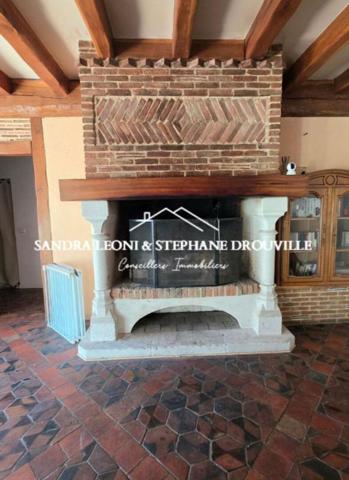 PROCHE MAINTENON - JOUY RAVISSANTE LONGERE de 175 m² + DEPENDANCE HABITABLE de 56 m²