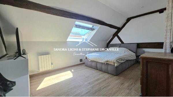 PROCHE MAINTENON - JOUY RAVISSANTE LONGERE de 175 m² + DEPENDANCE HABITABLE de 56 m²