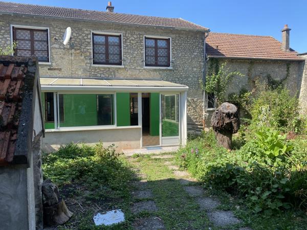 Morigny-Champigny (91150) Nouveauté centre ville Morigny champigny maison ancienne à renover avec grange et terrain de 1260 m2