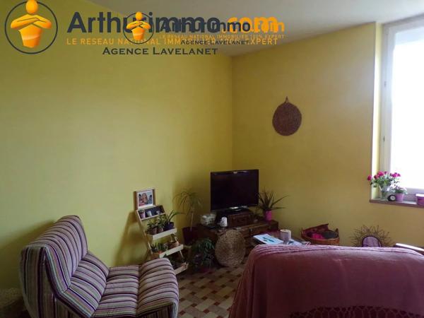 Vente                                                      Immeuble
                        
                     13 pièces                      300 m2                     à Lavelanet