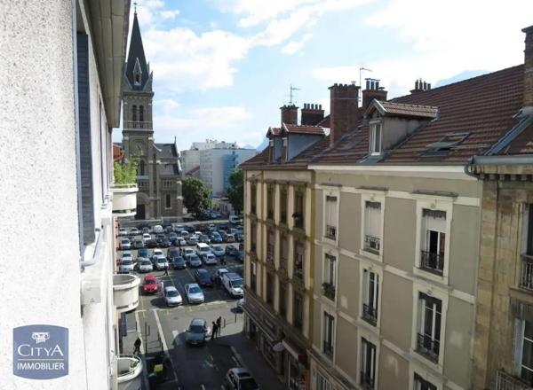 Appartement à louer 2 pièces 48.11m² Grenoble (38000)