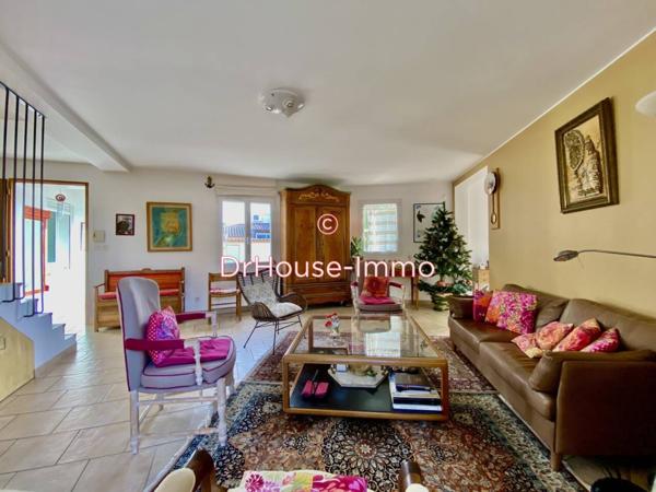 Maison à vendre 10 pièces de 300 m²