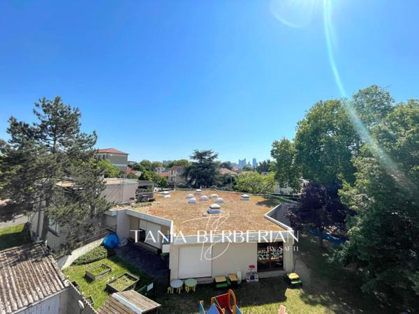 Appartement 2 pièces - 42m2 - Nanterre Ville