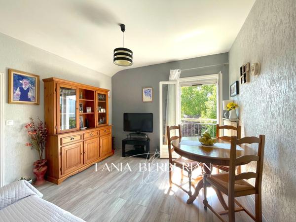 Appartement 2 pièces - 42m2 - Nanterre Ville