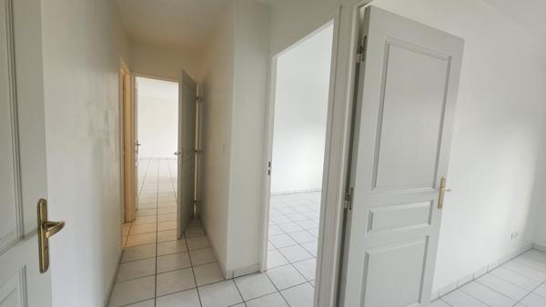 Saint-Étienne (42100) Bel appartement T3 dans copropriété de qualité au cœur du quartier Tréfilerie avec grand balcon et garage