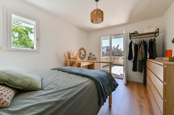 Maison à CRAPONNE, 69290 - 7 pièces 180m²