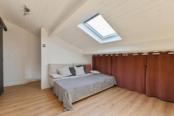 Maison à CRAPONNE, 69290 - 7 pièces 180m²