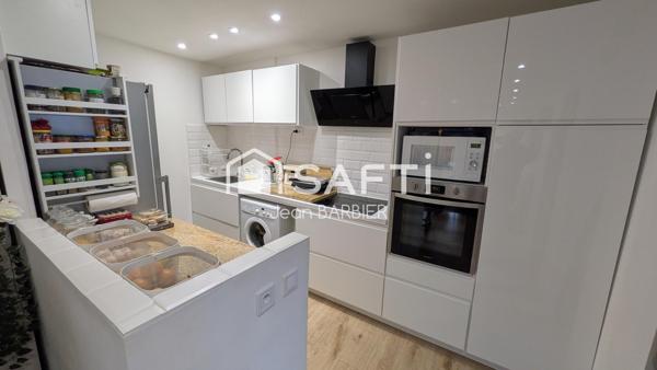EN EXCLUSIVITE, sur le secteur de Toulon Ouest, charmante maison avec grand jardin exposée Sud Est.