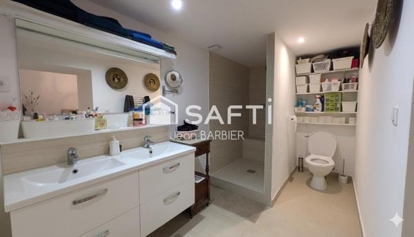 EN EXCLUSIVITE, sur le secteur de Toulon Ouest, charmante maison avec grand jardin exposée Sud Est.