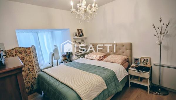EN EXCLUSIVITE, sur le secteur de Toulon Ouest, charmante maison avec grand jardin exposée Sud Est.