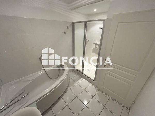 Location Appartement 3 pièces 66.95 m² - 3 place de la Gare Chamalieres 63400