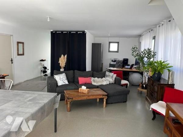 Maison lumineuse de 2023 