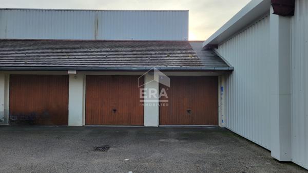 Appartement dernier étage 4 chambres + garage + places de parking