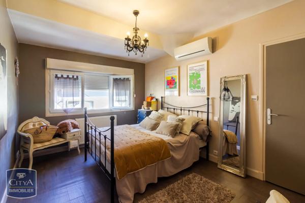 Maison à vendre 7 pièces 178m² Brive-la-Gaillarde (19100)