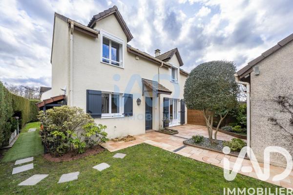 Maison à vendre 6 pièces 104 m² Lieusaint