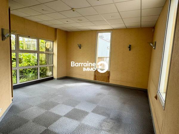 Vente entrepôt à Brest 860m²