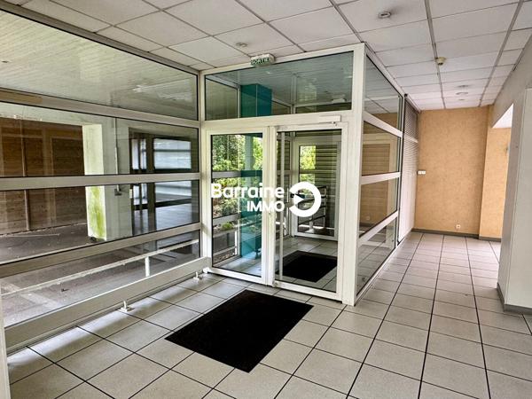 Vente entrepôt à Brest 860m²