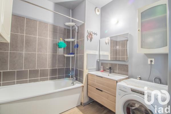 Apartment for sale 4 rooms 71 m² Aulnay-sous-Bois