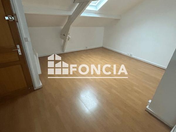 Location Appartement 2 pièces 30.37 m² - 14 rue de Nagis Corbeil-essonnes 91100