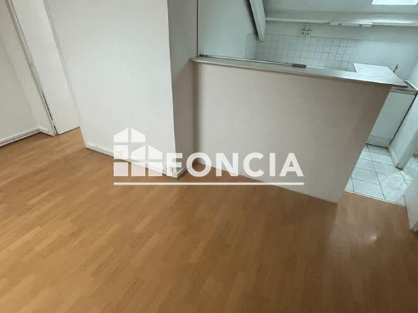 Location Appartement 2 pièces 30.37 m² - 14 rue de Nagis Corbeil-essonnes 91100