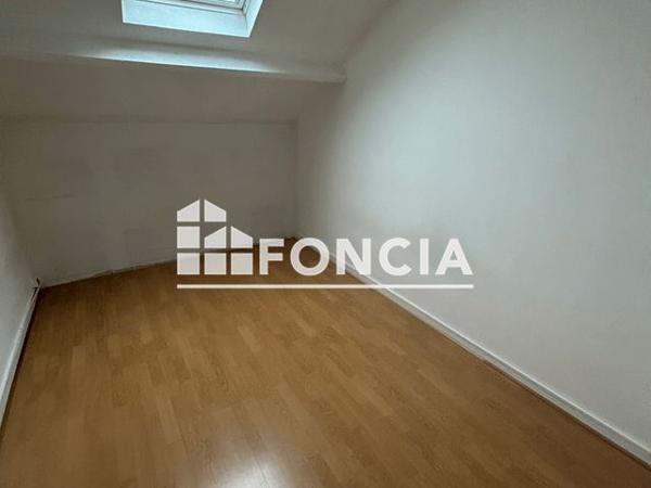 Location Appartement 2 pièces 30.37 m² - 14 rue de Nagis Corbeil-essonnes 91100