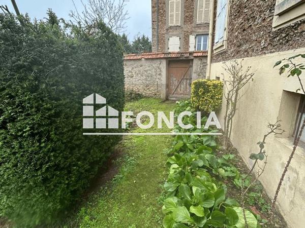 Location Appartement 2 pièces 30.37 m² - 14 rue de Nagis Corbeil-essonnes 91100