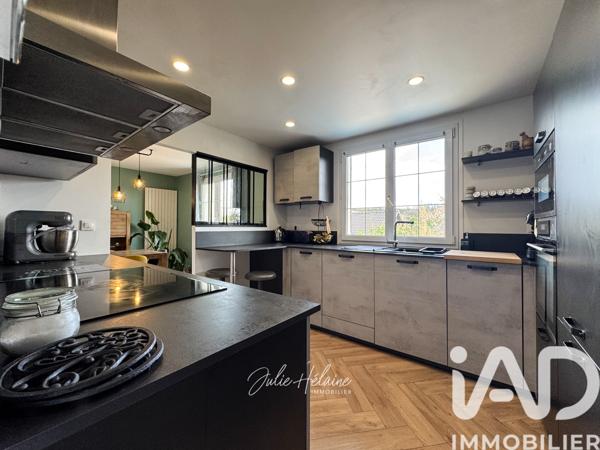 Maison à vendre 7 pièces 140 m² Les Alluets-le-Roi