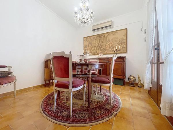 A VENDRE MARSEILLE 13014 BON SECOURS MAISON T5 TERRAIN GARAGE PISCINE DEPENDANCE STUDIO