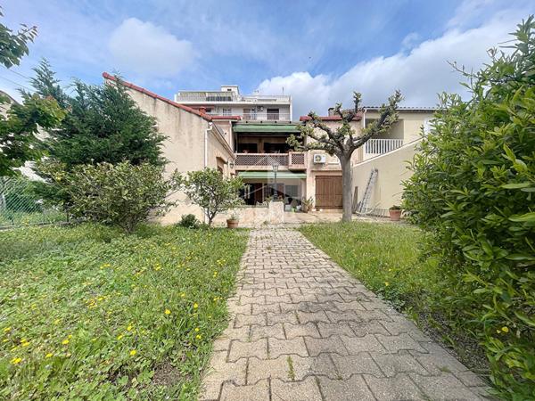 A VENDRE MARSEILLE 13014 BON SECOURS MAISON T5 TERRAIN GARAGE PISCINE DEPENDANCE STUDIO