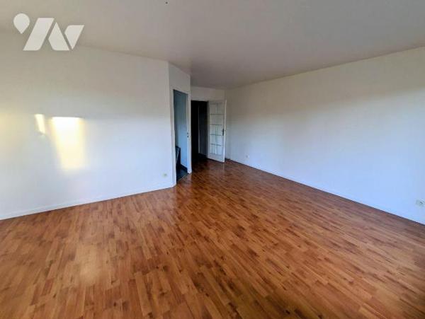 Vieux Mons, un air de campagne dans cette résidence de standing,  un appartement en rez-de-chau...