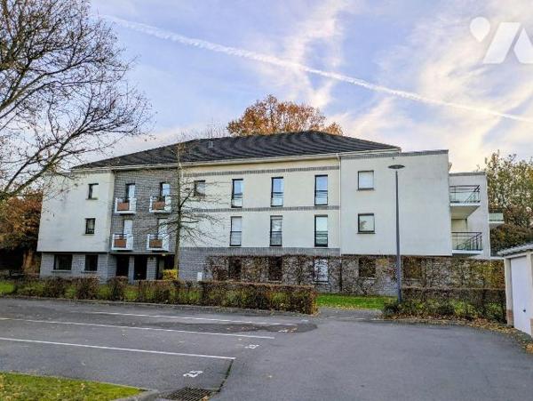 Vieux Mons, un air de campagne dans cette résidence de standing,  un appartement en rez-de-chau...