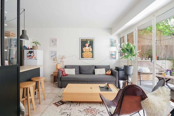 Appartement Paris 18e - RUE VAUVENARGUES