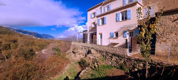 Maison 8 pièces - 145 m² Exclusivité efficity