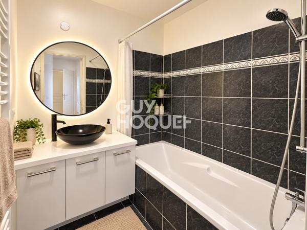 VILLEURBANNE FLACHET – T3 COCOONING AVEC EXTÉRIEUR – RÉSIDENCE 2009 AVEC GARAGE