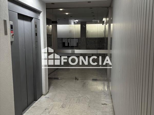 À vendre Studio 36 m² - Paris 75015