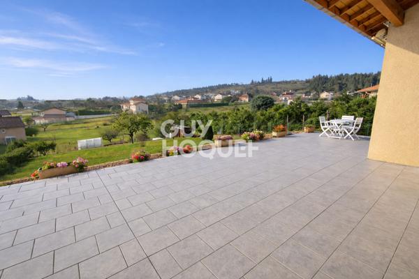 Belle villa semi-enterrée située à BOEN