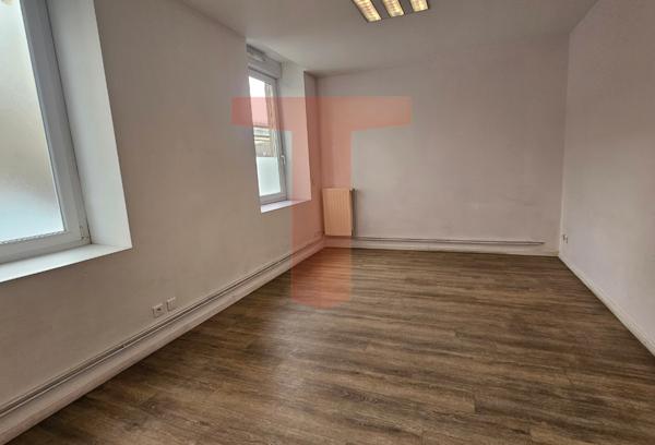 Saint-Étienne (42100) Appartement 67,39 m² dans immeuble ancien. Rendement locatif excellent