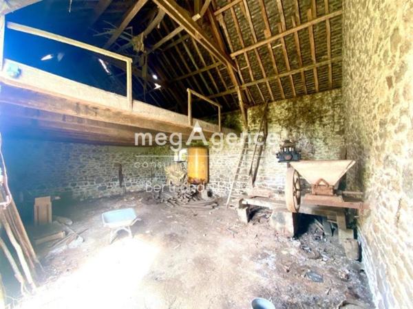 Maison à SAINT-ETIENNE-EN-COGLES, 35460 - 8 pièces 150m²