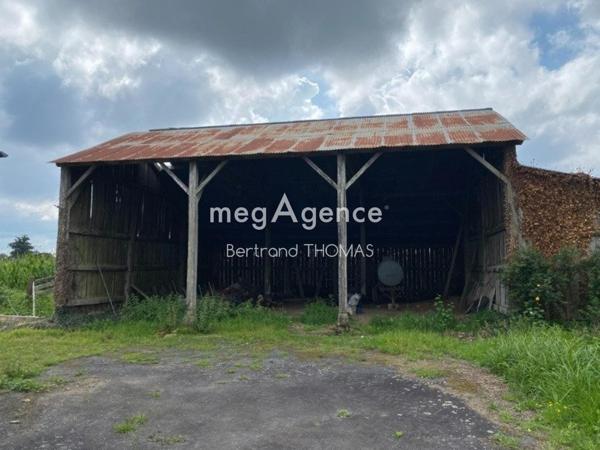 Maison à SAINT-ETIENNE-EN-COGLES, 35460 - 8 pièces 150m²