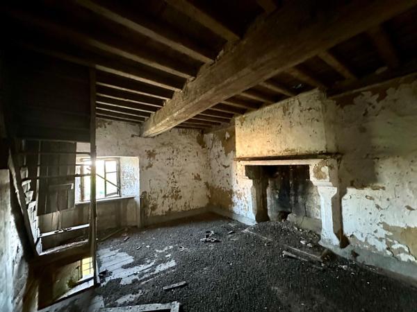 Maison à SAINT-ETIENNE-EN-COGLES, 35460 - 8 pièces 150m²