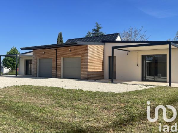 Maison 4 pièces de 56 m² à Salignac-Eyvigues (24590)